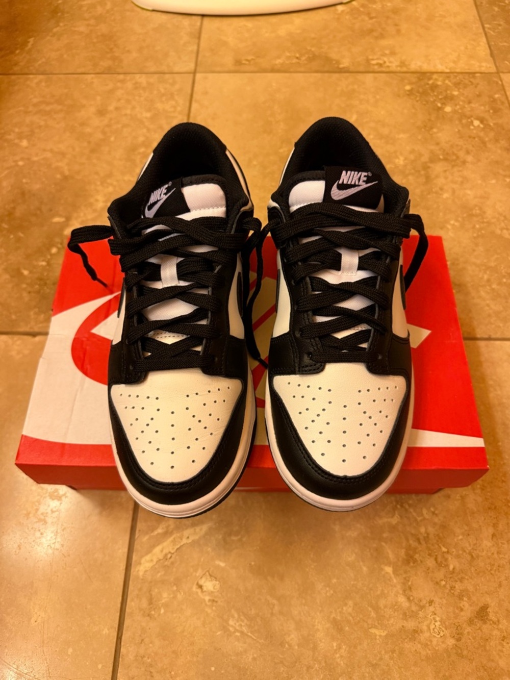 Nike Dunk Low sneakers